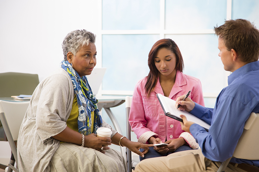 7 Reasons Family Therapy is Important in Rehab