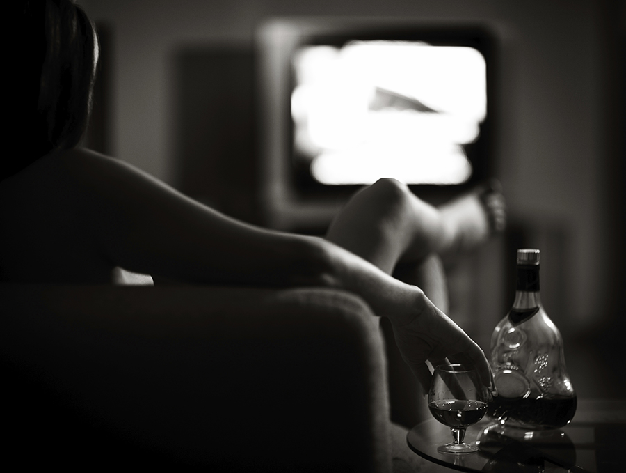 Movies Depicting Alcohol May Put Teens at Risk for Drinking Problems