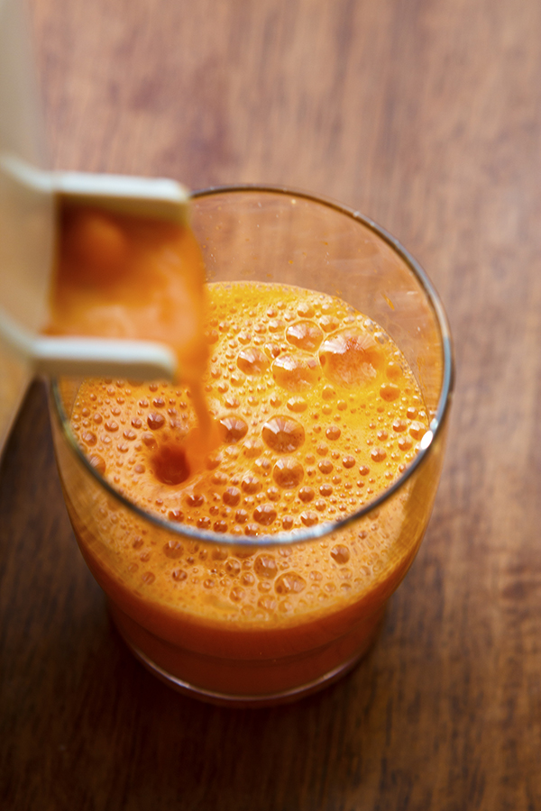 Why Juicing Isn’t All It’s Cracked Up to Be (And Other Health Food Myths)