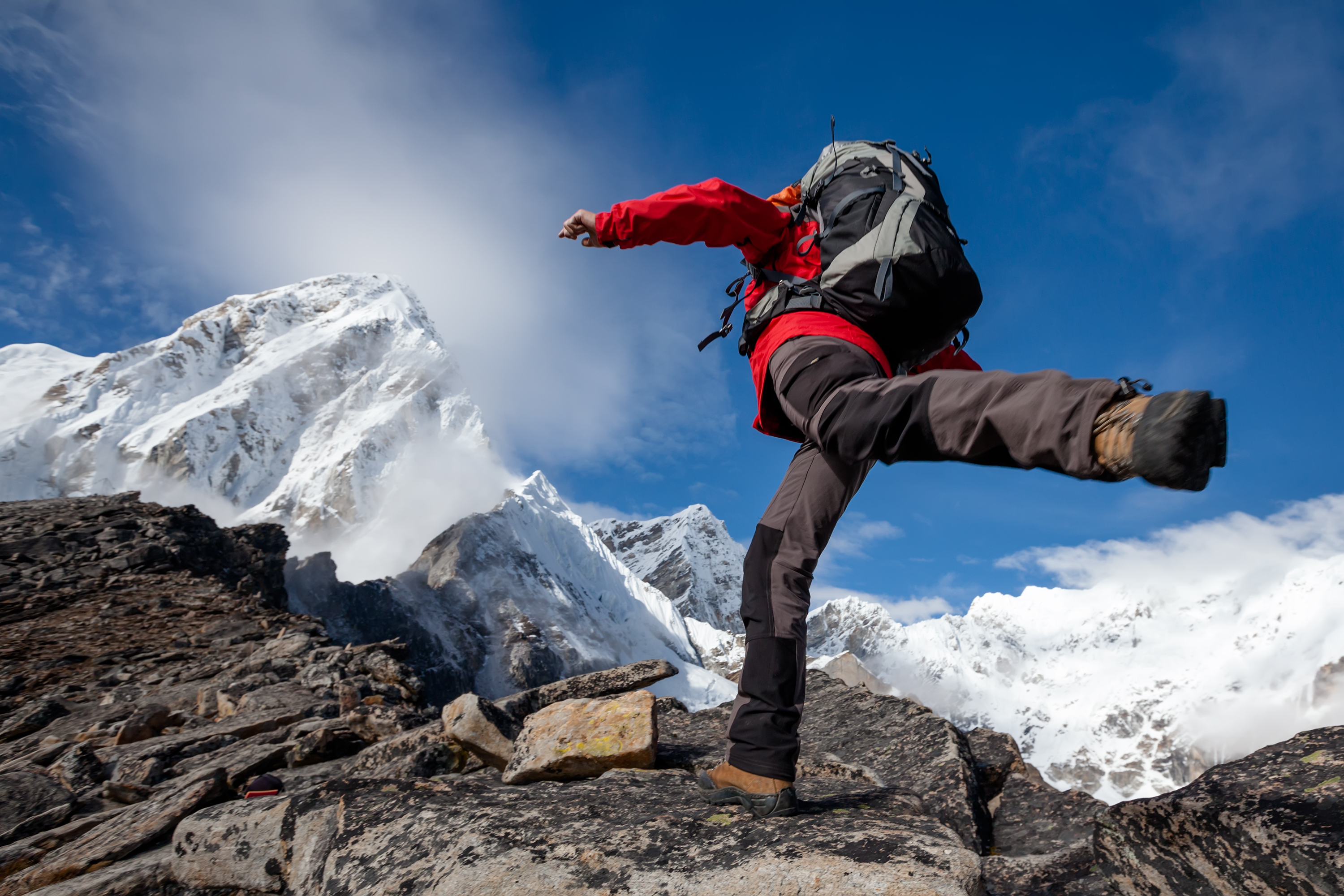 What Everest Mountaineers Reveal About Adrenaline Addiction