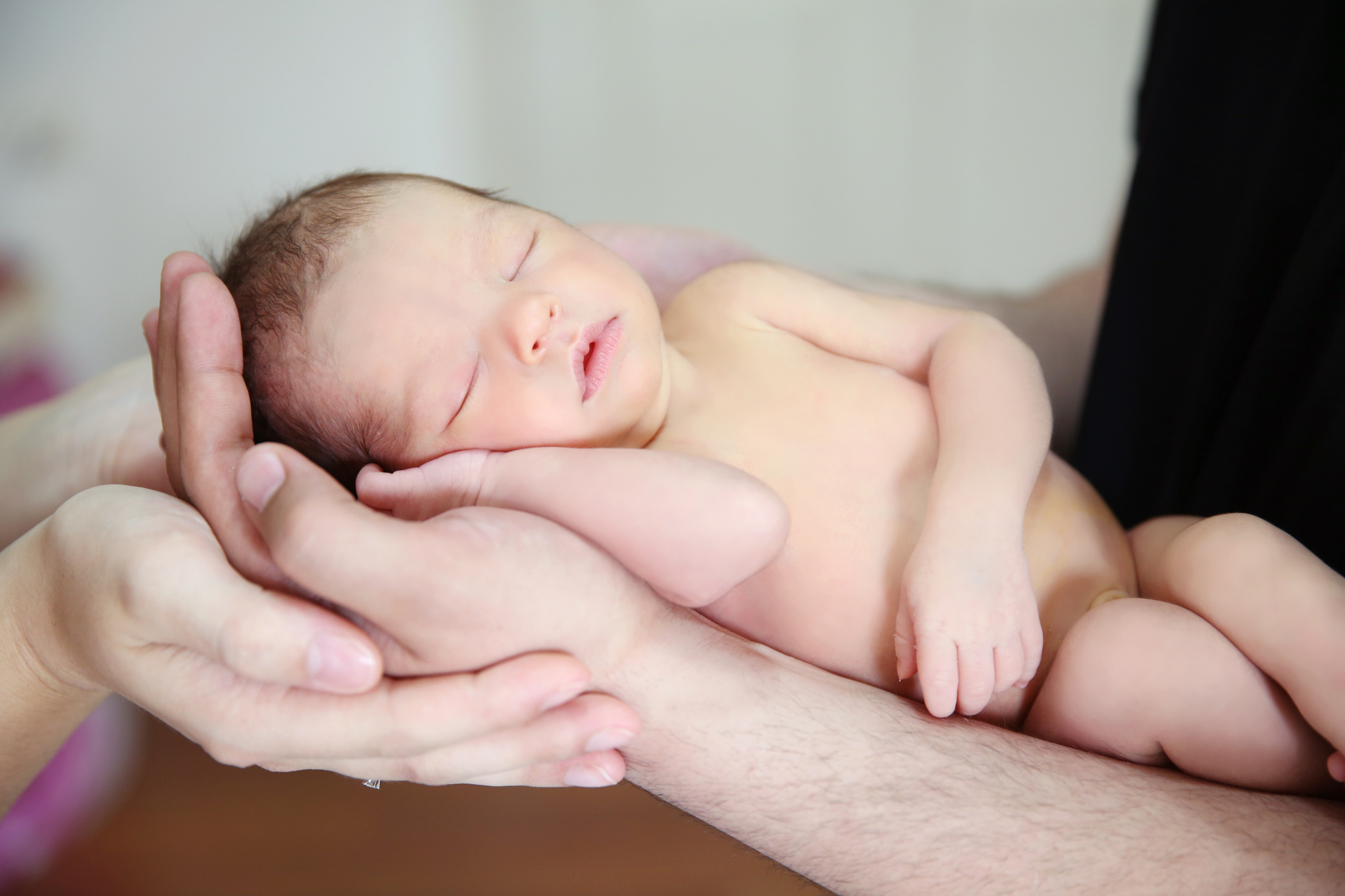 Hospitals Recruit Volunteers To Cuddle Drug-Addicted Babies